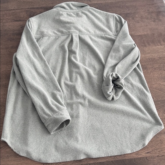 Great condition button down - Picture 6 of 7